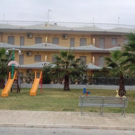 Residence Albadorata Campomarino (Campobasso) Exterior foto